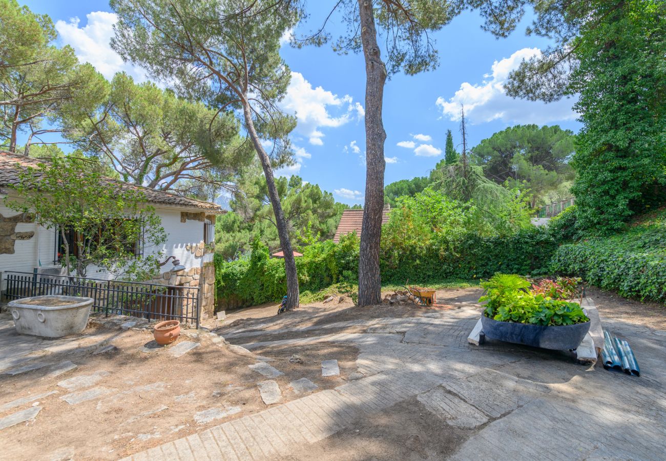 Villa à San Martín de Valdeiglesias - Pantano de San Juan  M (CLN33)