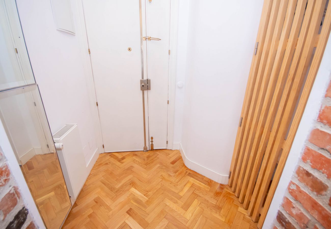 Appartement à Madrid - Appartement central et confortable dans le Rastro de Madrid RDC33