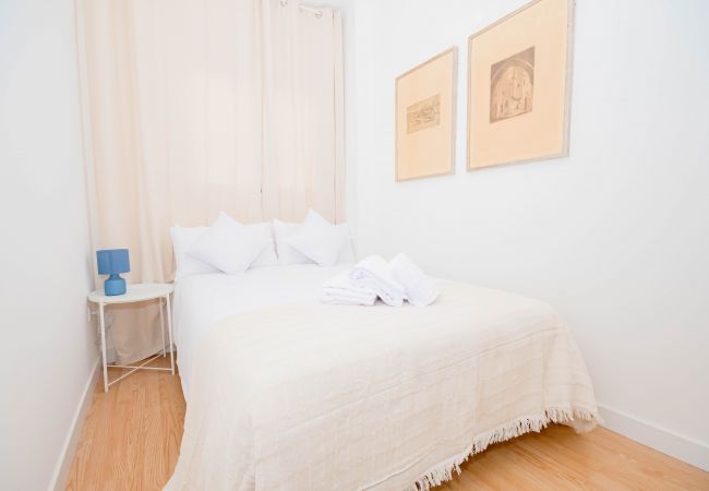 Appartement à Madrid - Appartement confortable et charmant de 3 chambres à Madrid M (ASR18)