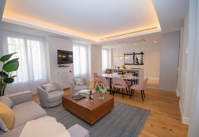 Appartement à Madrid - M (ALC353) Lujoso y elegante ap. en Centro Madrid Appartement à Madrid - M (ALC353) Lujoso y elegante ap. en Centro Madrid