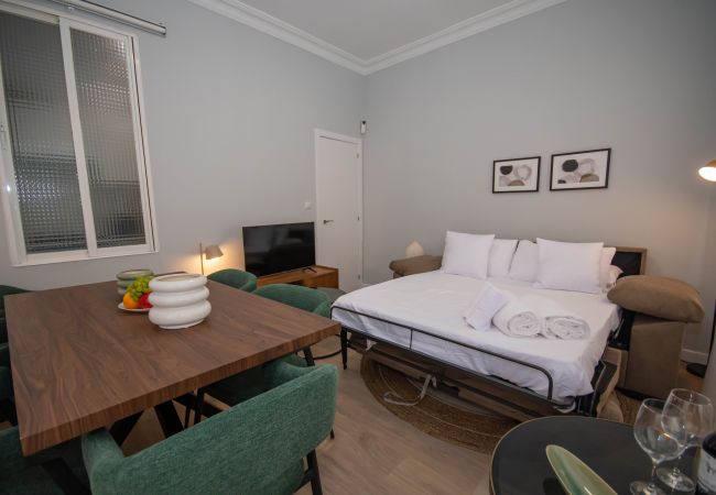 Appartement à Madrid - Luminoso y amplio apartamento en Cuatro Caminos Madrid