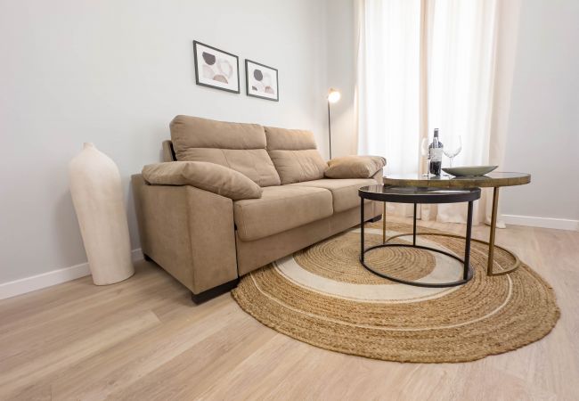 Appartement à Madrid - Luminoso y amplio apartamento en Cuatro Caminos Madrid