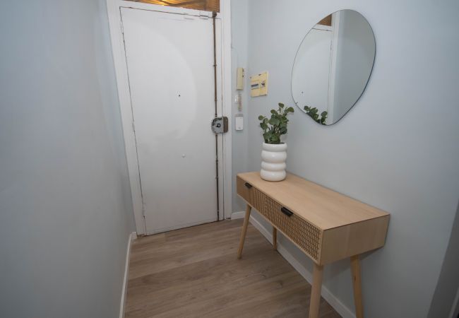 Appartement à Madrid - Luminoso y amplio apartamento en Cuatro Caminos Madrid