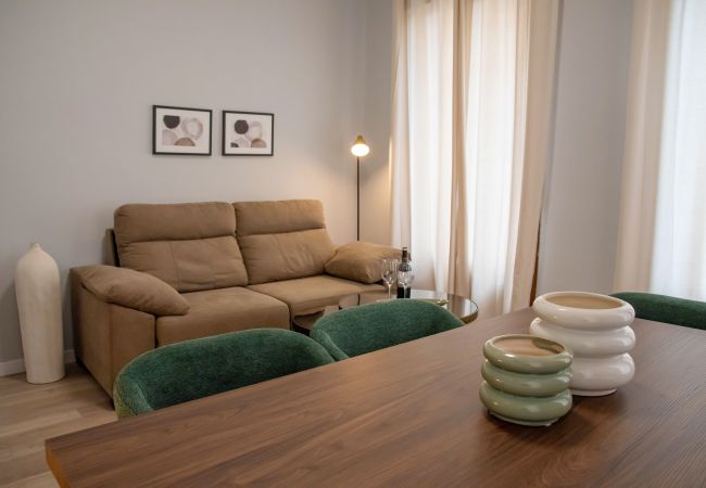 Appartement à Madrid - Luminoso y amplio apartamento en Cuatro Caminos Madrid