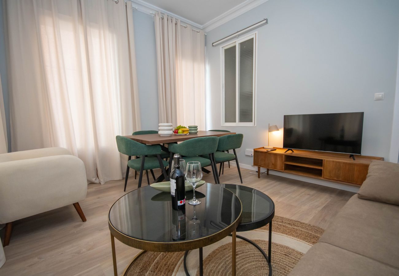 Appartement à Madrid - Luminoso y amplio apartamento en Cuatro Caminos Madrid