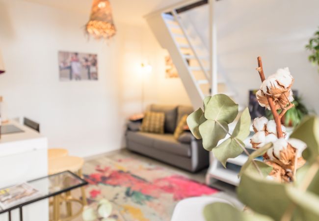 Appartement à Madrid - M (SGV51) Encantadora buhardilla dúplex en el cora Appartement à Madrid - M (SGV51) Encantadora buhardilla dúplex en el cora