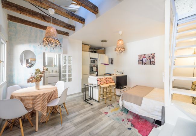 Appartement à Madrid - M (SGV51) Encantadora buhardilla dúplex en el cora Appartement à Madrid - M (SGV51) Encantadora buhardilla dúplex en el cora