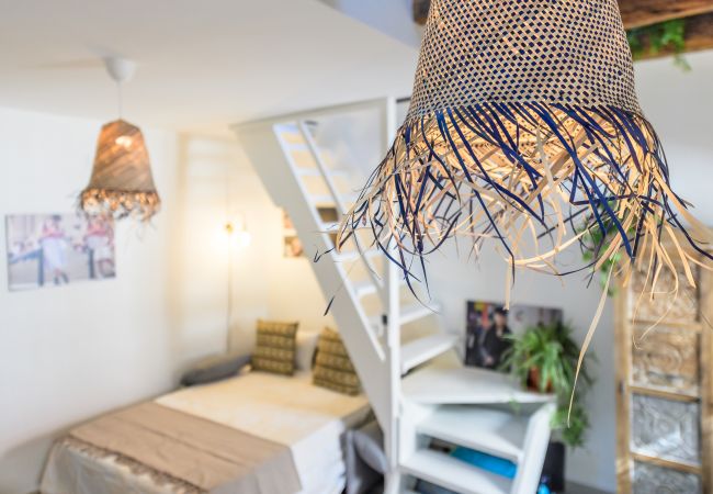 Appartement à Madrid - M (SGV51) Encantadora buhardilla dúplex en el cora Appartement à Madrid - M (SGV51) Encantadora buhardilla dúplex en el cora