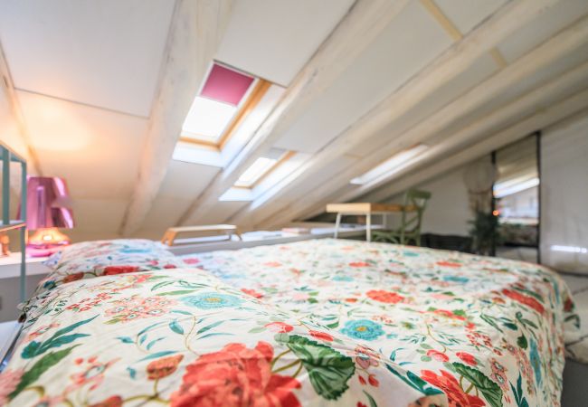 Appartement à Madrid - M (SGV51) Encantadora buhardilla dúplex en el cora Appartement à Madrid - M (SGV51) Encantadora buhardilla dúplex en el cora