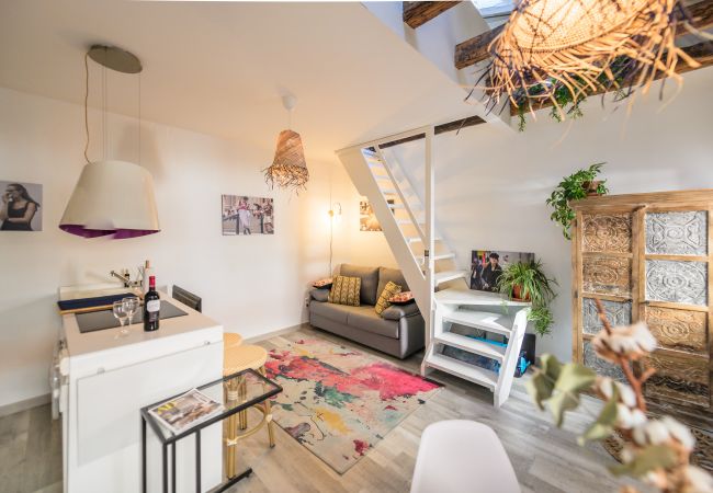 Appartement à Madrid - M (SGV51) Encantadora buhardilla dúplex en el cora Appartement à Madrid - M (SGV51) Encantadora buhardilla dúplex en el cora
