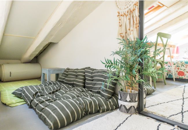 Appartement à Madrid - M (SGV51) Encantadora buhardilla dúplex en el cora Appartement à Madrid - M (SGV51) Encantadora buhardilla dúplex en el cora