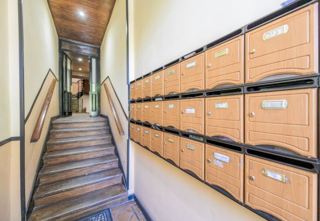 Appartement à Madrid - M (SGV51) Encantadora buhardilla dúplex en el cora Appartement à Madrid - M (SGV51) Encantadora buhardilla dúplex en el cora