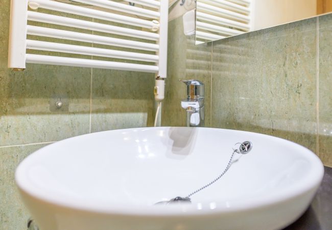 Studio à Madrid - M (ARA10) Arandano 1- Tetuan-Valdeacederas Studio à Madrid - M (ARA10) Arandano 1- Tetuan-Valdeacederas