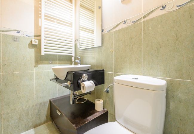 Studio à Madrid - M (ARA10) Arandano 1- Tetuan-Valdeacederas Studio à Madrid - M (ARA10) Arandano 1- Tetuan-Valdeacederas