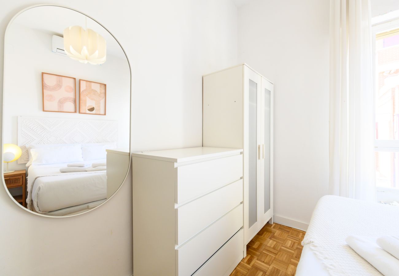 Appartement à Madrid - M (AZA14) Amplio y elegante apartamento en Prosper