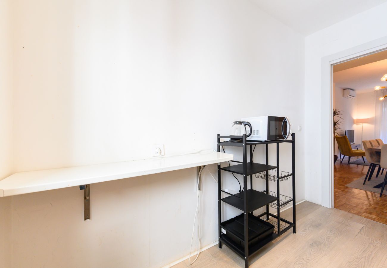 Appartement à Madrid - M (AZA14) Amplio y elegante apartamento en Prosper