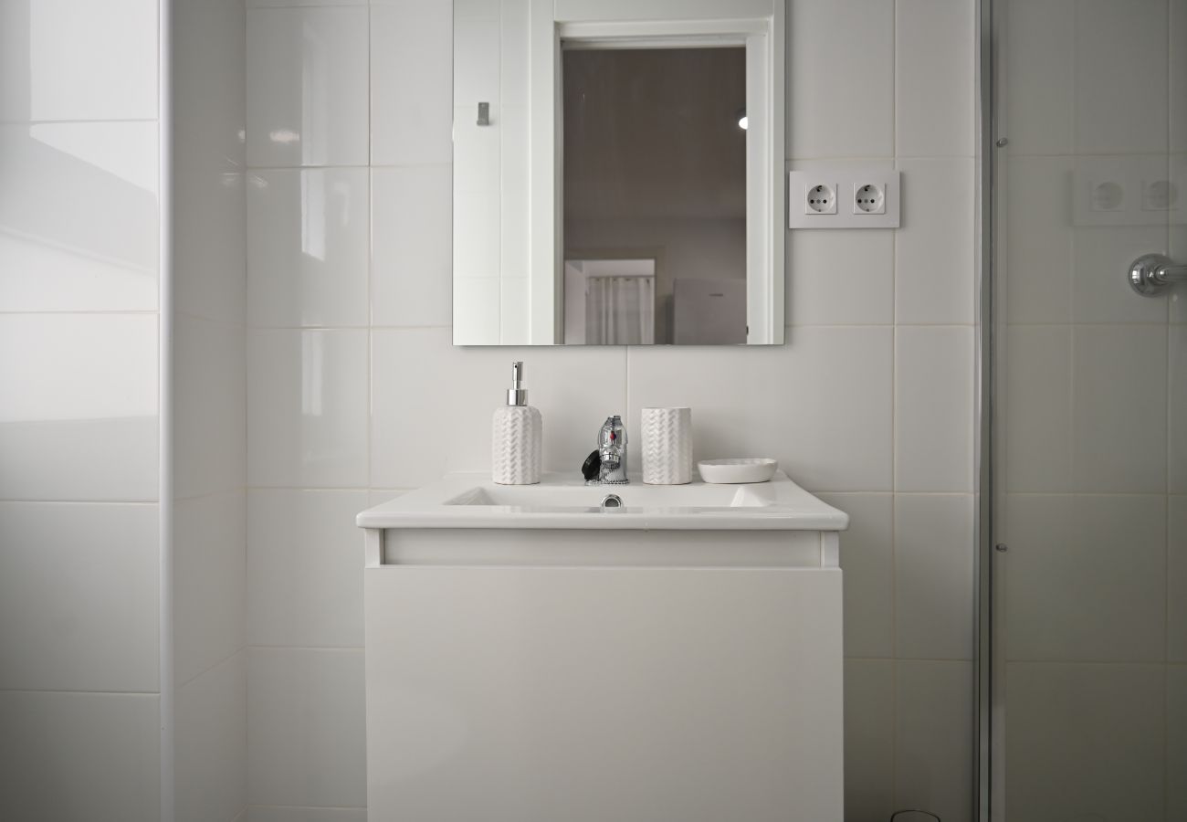 Studio à Madrid - Appartement spacieux et lumineux à Pasaje Virgen de la Alegría