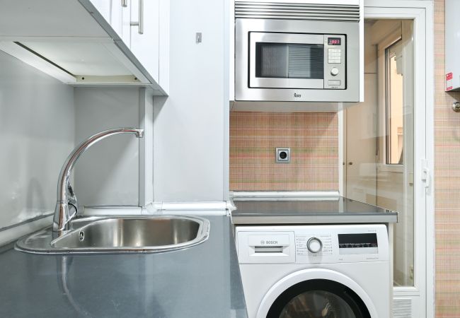 Appartement à Madrid - M (ORE512) Apartamento Espacioso de Tres Dormitori Appartement à Madrid - M (ORE512) Apartamento Espacioso de Tres Dormitori