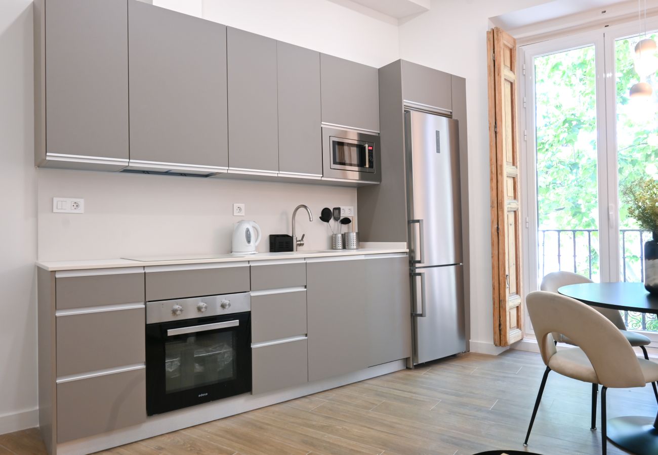 Studio à Madrid - M (ETD3) Céntrico y Luminoso Estudio Duplex en Mad