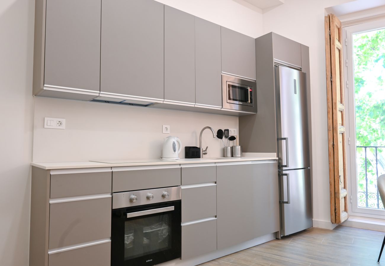 Studio à Madrid - M (ETD3) Céntrico y Luminoso Estudio Duplex en Mad