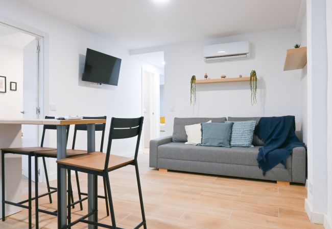  à Madrid - M (VIL27) Acogedor apartamento  de tres dormitori