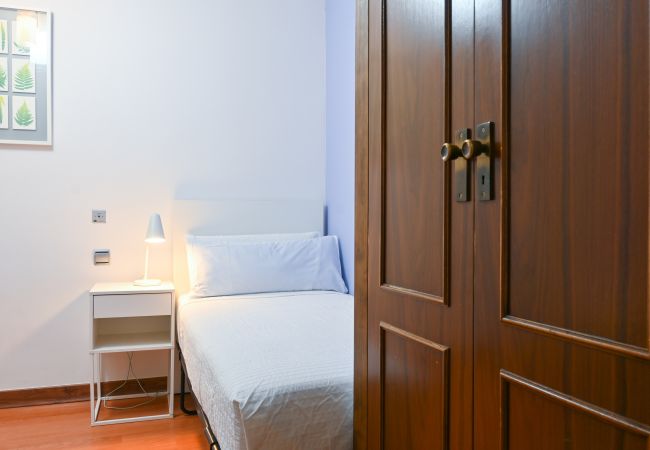 Appartement à Madrid - M (ECA103)Acogedora vivienda de 2 dormitorios en C Appartement à Madrid - M (ECA103)Acogedora vivienda de 2 dormitorios en C