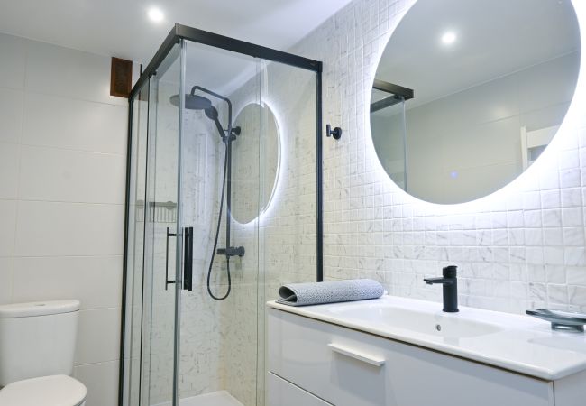 Appartement à Madrid - M (ECA103)Acogedora vivienda de 2 dormitorios en C Appartement à Madrid - M (ECA103)Acogedora vivienda de 2 dormitorios en C
