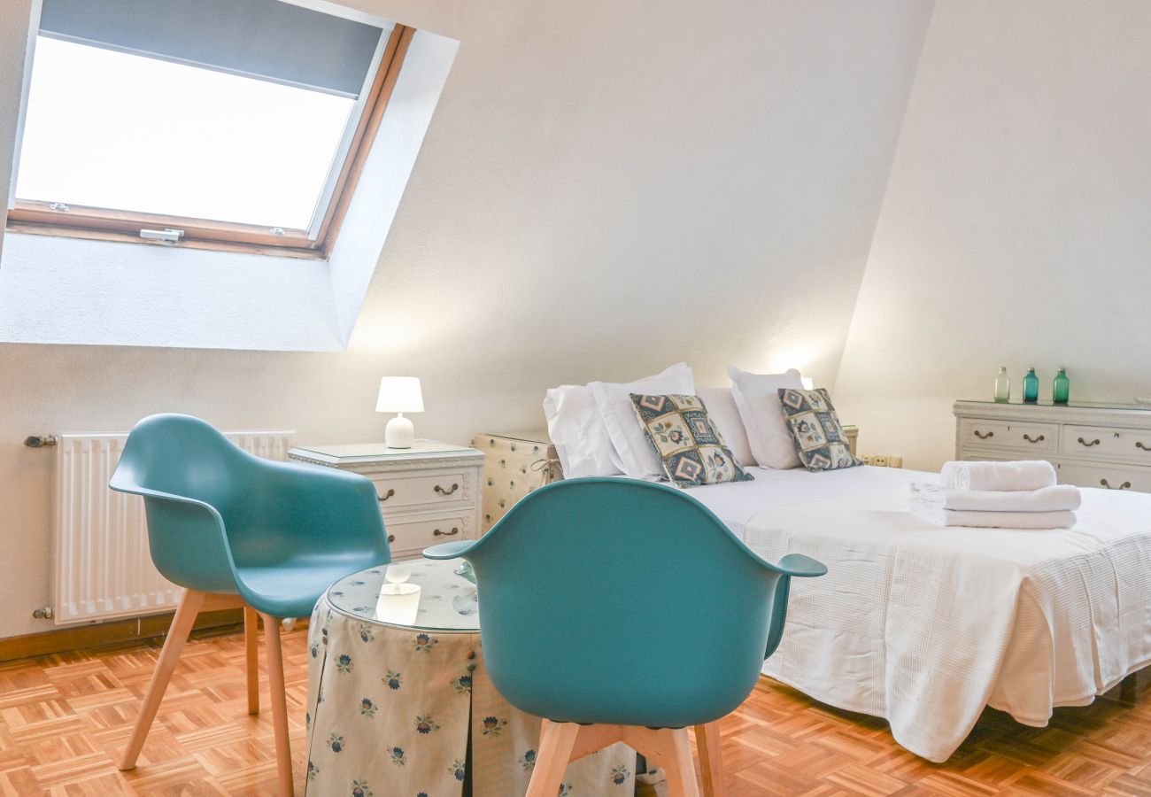 Appartement à Madrid - M (PAT132) Dúplex Ático con Espectaculares Vistas