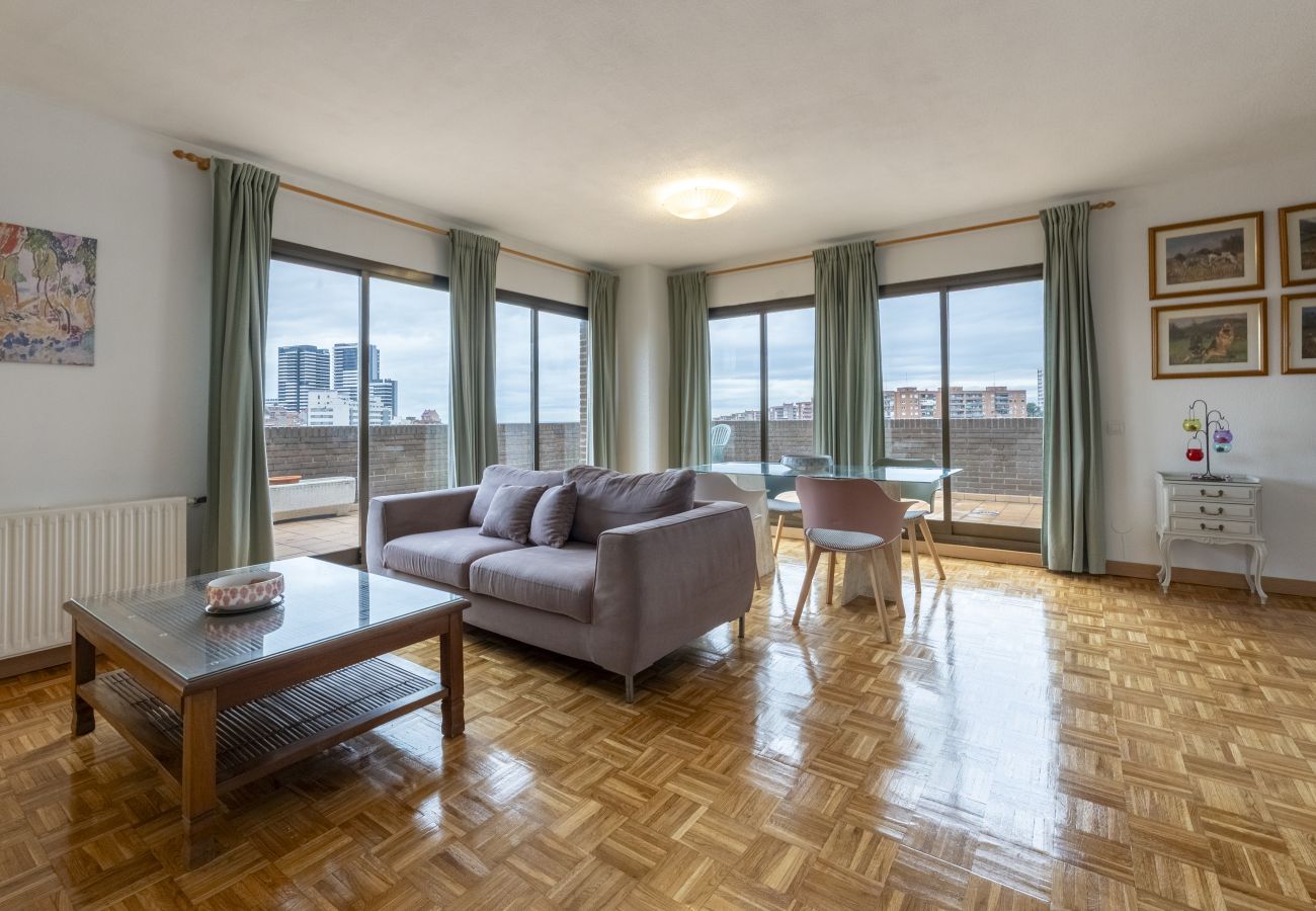 Appartement à Madrid - M (PAT132) Dúplex Ático con Espectaculares Vistas