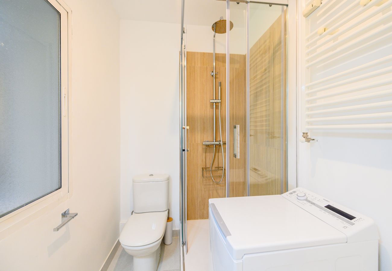 Appartement à Madrid - M (JAM471B)Apartamento Luminoso con Balcón en el C