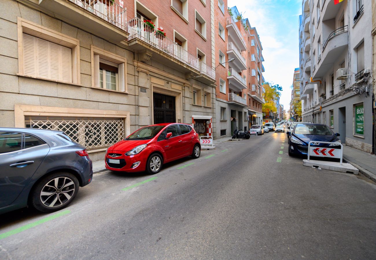 Appartement à Madrid - M (JAM471B)Apartamento Luminoso con Balcón en el C