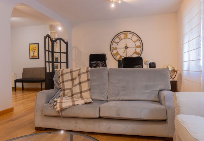 Appartement à Madrid - M (PDH52)Apartamento Amplio y Elegante en Paseo de Appartement à Madrid - M (PDH52)Apartamento Amplio y Elegante en Paseo de