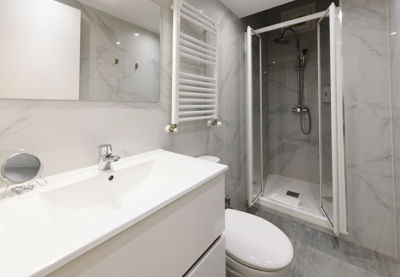 Appartement à Madrid - M (PSM9) Elegante vivienda de 3 habitaciones en e