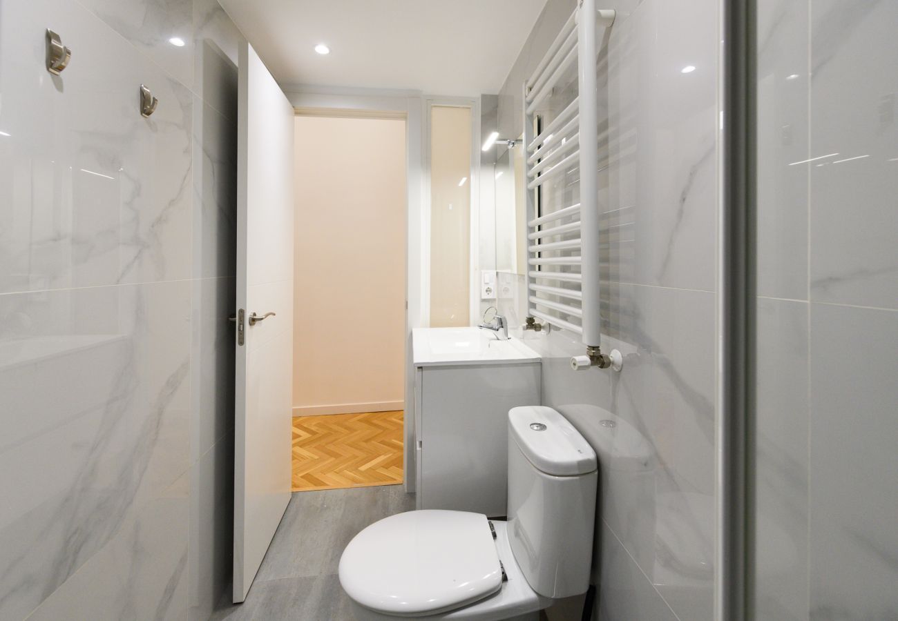 Appartement à Madrid - M (PSM9) Elegante vivienda de 3 habitaciones en e