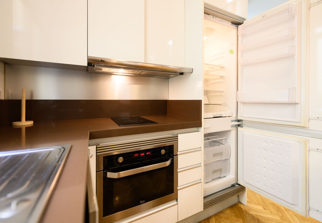 Appartement à Madrid - M (PSM9) Elegante vivienda de 3 habitaciones en e