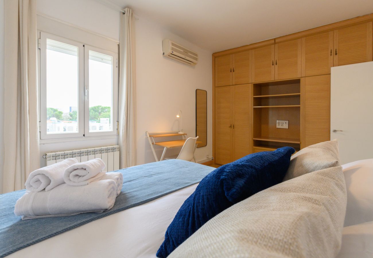 Appartement à Madrid - M (CAS292) Charmartin 4 Torres : 2 dormitorios ide