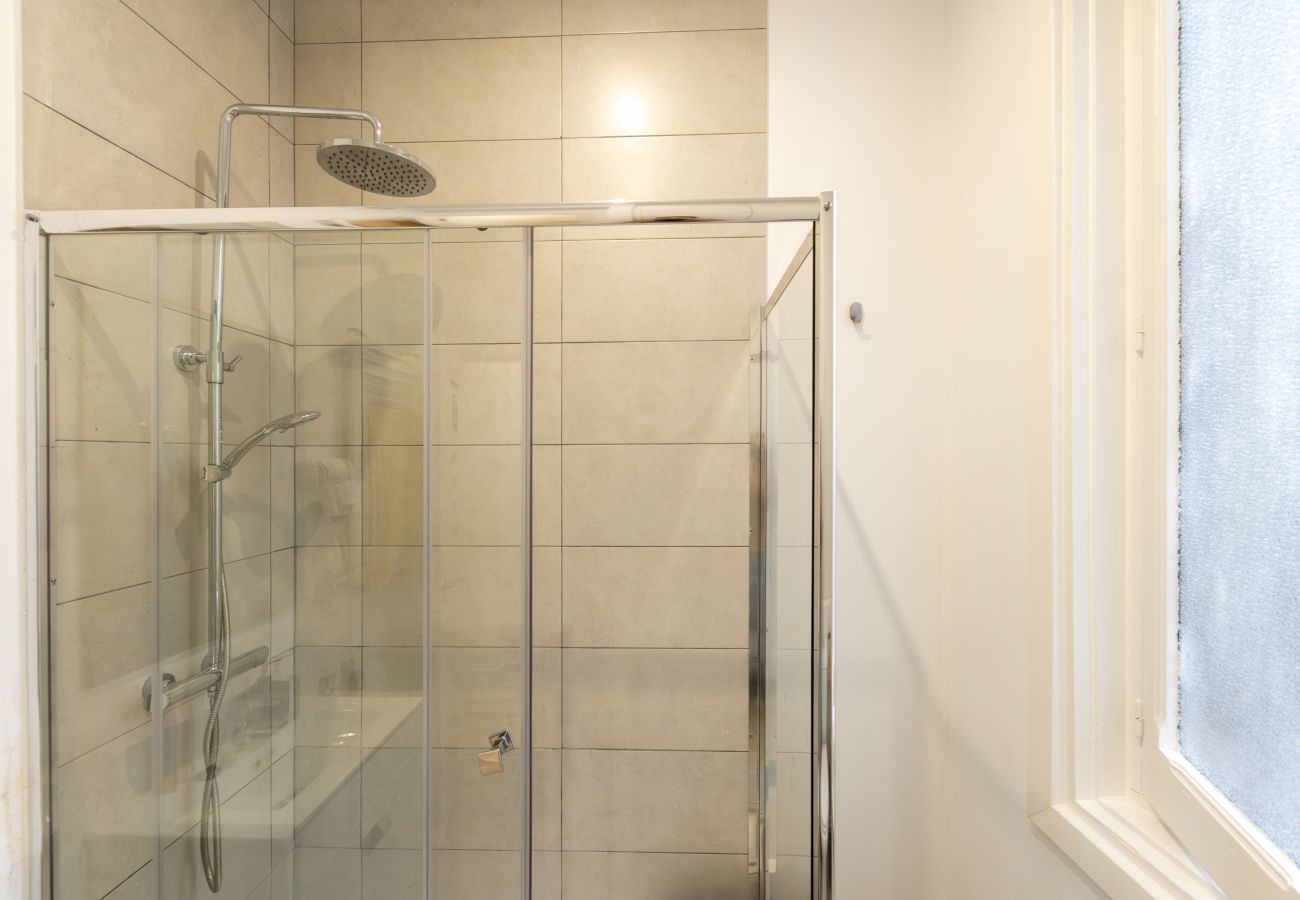 Chambres d'hôtes à Madrid - M (SBE101) Los Ángeles: habitación con comodidad y