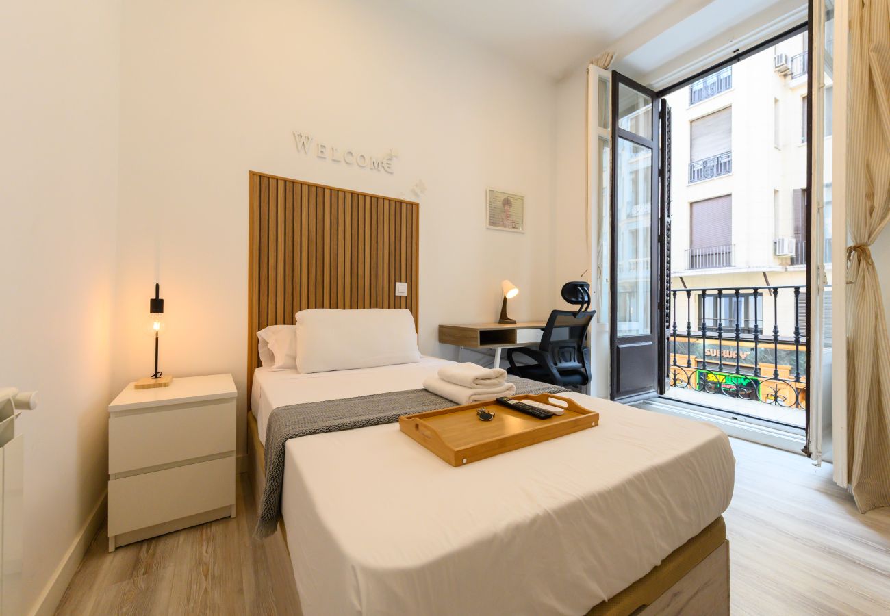 Chambres d'hôtes à Madrid - M (SBE102) Ámsterdam: habitación con comodidad y z