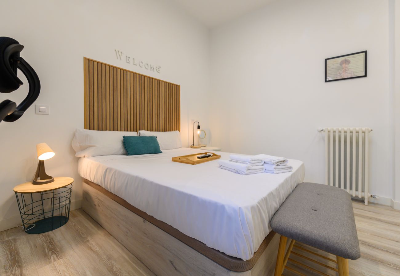 Chambres d'hôtes à Madrid - M (SBE106)Madrid: habitación con comodidad y zona