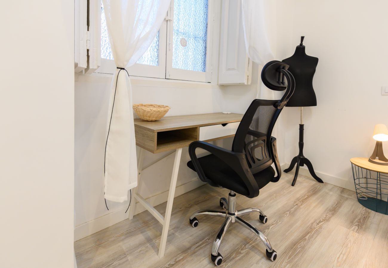 Chambres d'hôtes à Madrid - M (SBE106)Madrid: habitación con comodidad y zona