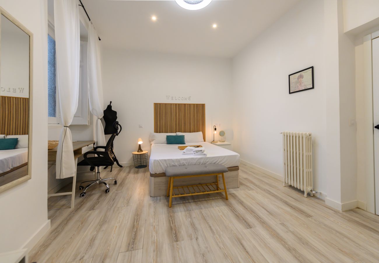 Chambres d'hôtes à Madrid - M (SBE106)Madrid: habitación con comodidad y zona
