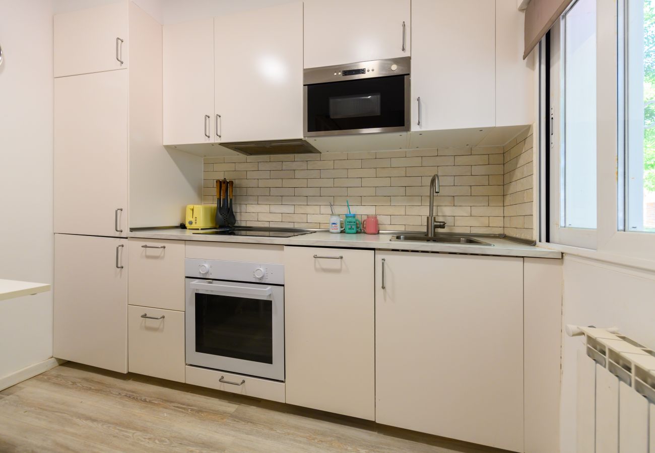 Chambres d'hôtes à Madrid - M (HDB1204)La Paz: Habitación con confort y esenc