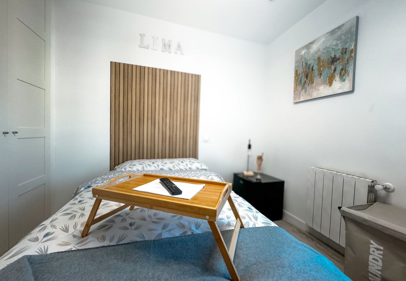 Chambres d'hôtes à Madrid - M (VDE612)Lima: habitación perfecta para vivir y c