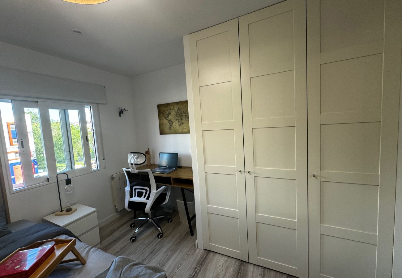 Chambres d'hôtes à Madrid - M (VDE613) Caracas: habitación perfecta para vivir