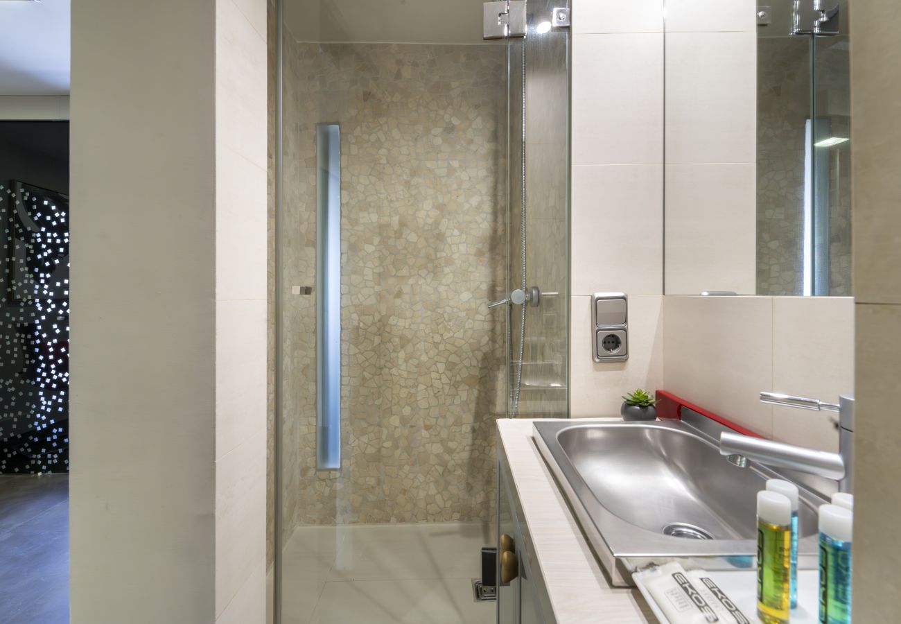 Appartement à Madrid - M (PAC636)Alquiler Mensual en Madrid – Piso Exteri