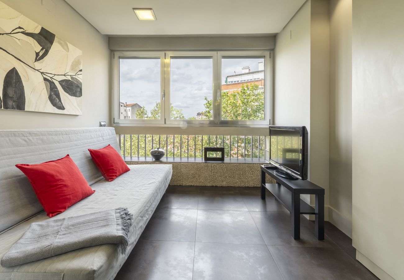 Appartement à Madrid - M (PAC636)Alquiler Mensual en Madrid – Piso Exteri