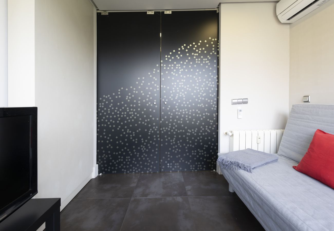 Appartement à Madrid - M (PAC636)Alquiler Mensual en Madrid – Piso Exteri