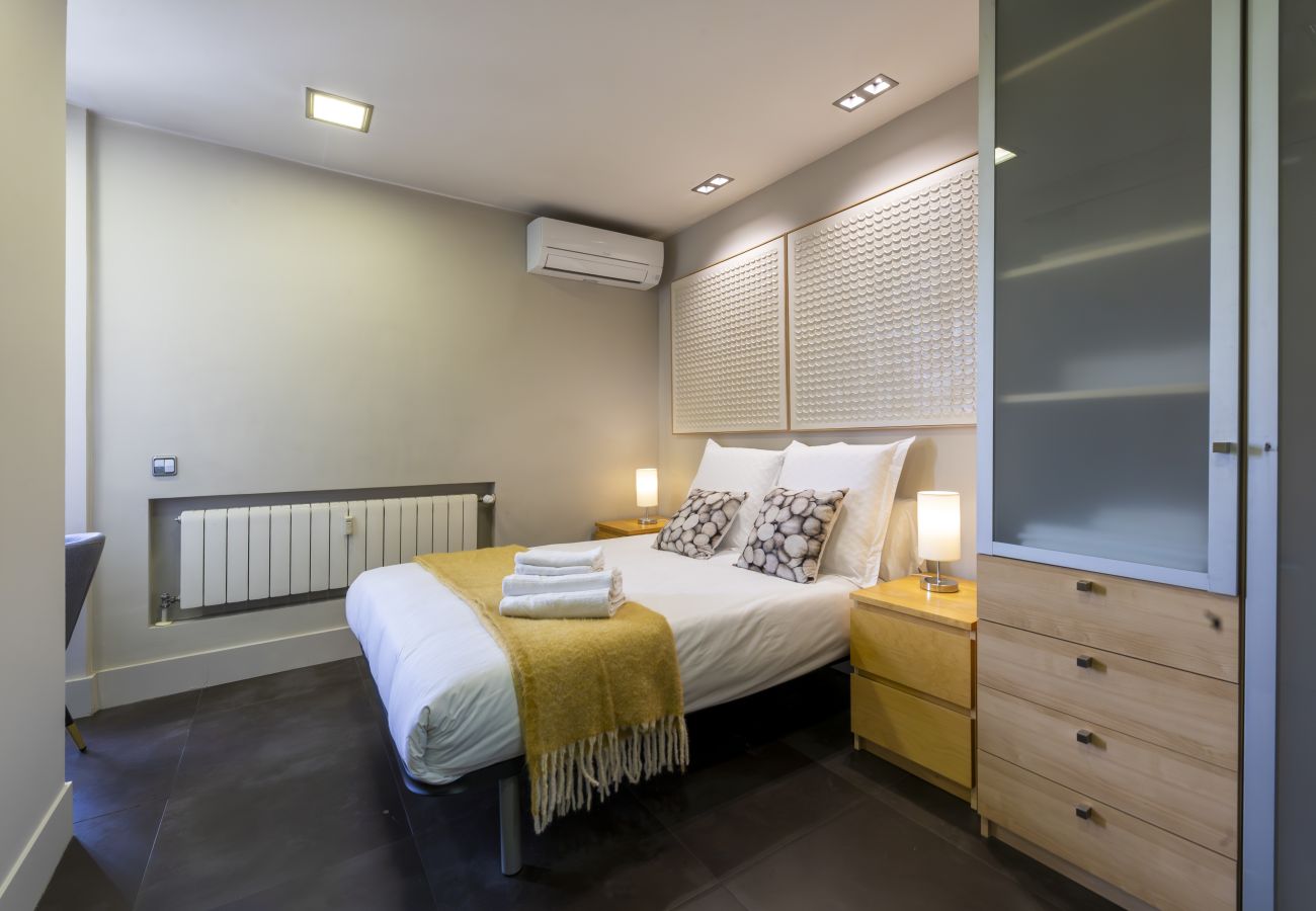 Appartement à Madrid - M (PAC636)Alquiler Mensual en Madrid – Piso Exteri