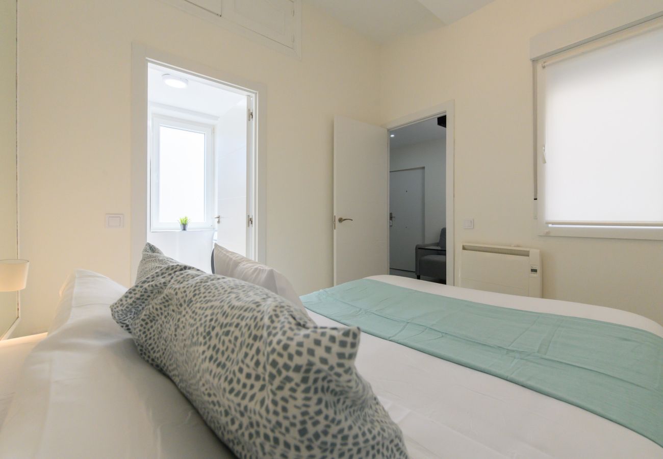 Appartement à Madrid - M (MDL9)Alquiler Mensual en Madrid – Piso moderno
