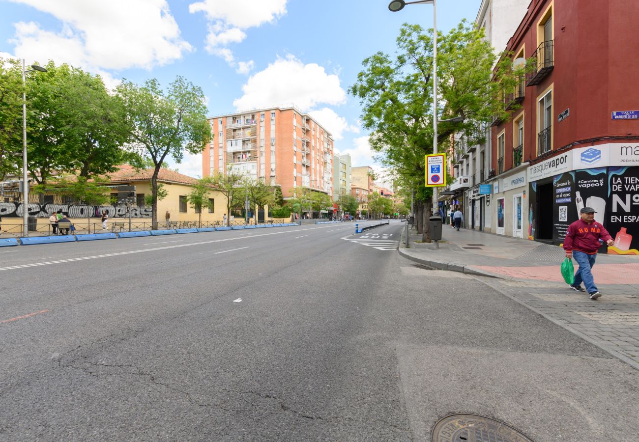 Appartement à Madrid - M (MDL9)Alquiler Mensual en Madrid – Piso moderno